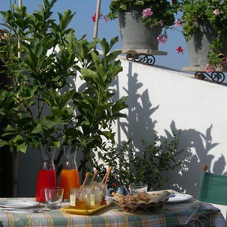 Piazza San Pantaleo Acomodação com café da manhã Sorso Exterior foto