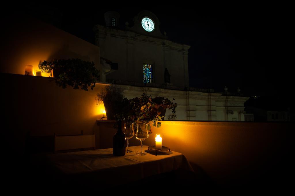 Piazza San Pantaleo Acomodação com café da manhã Sorso Quarto foto